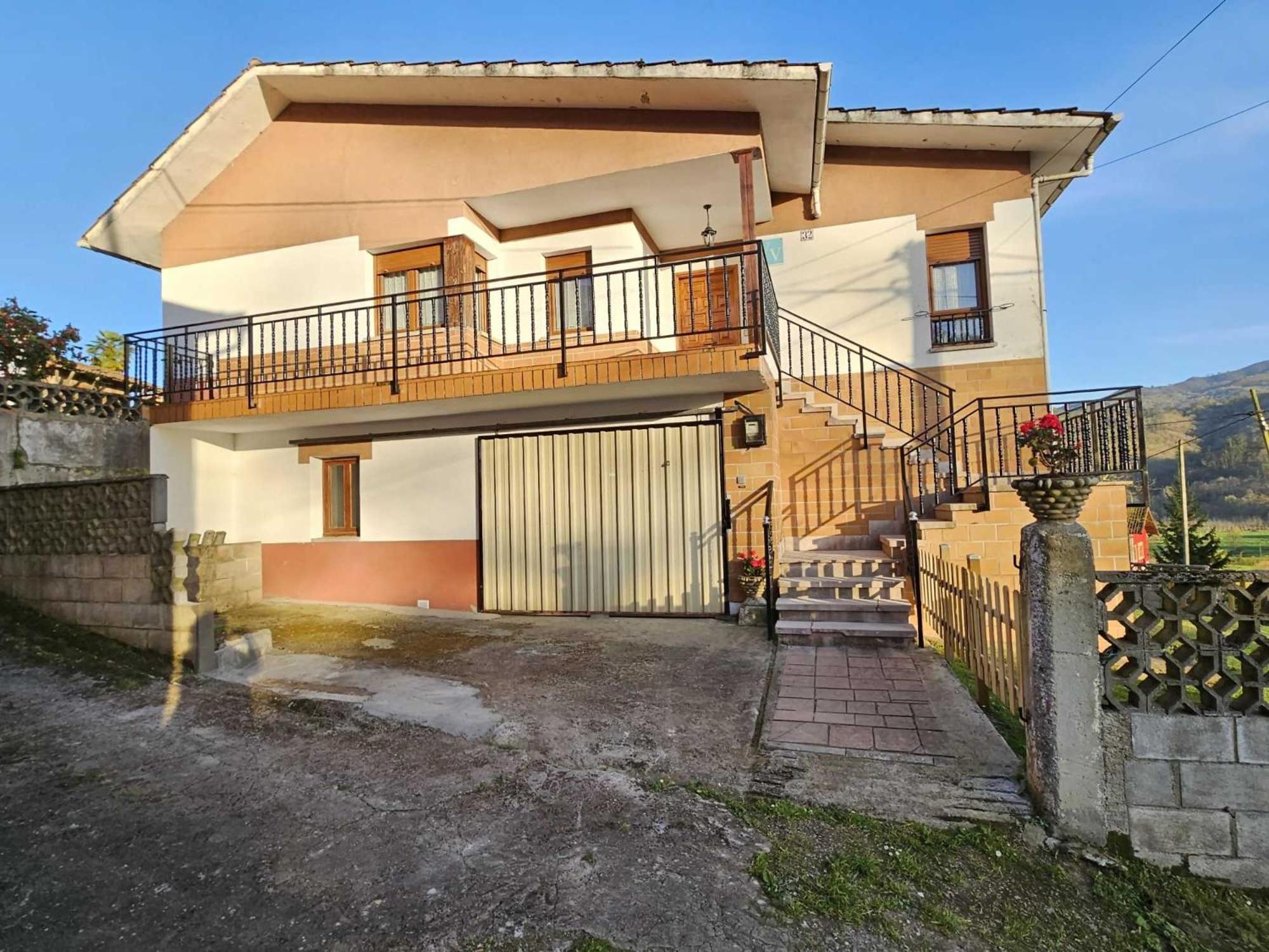 Villa Casa El Caspiu Arobes Arriondas Exterior foto